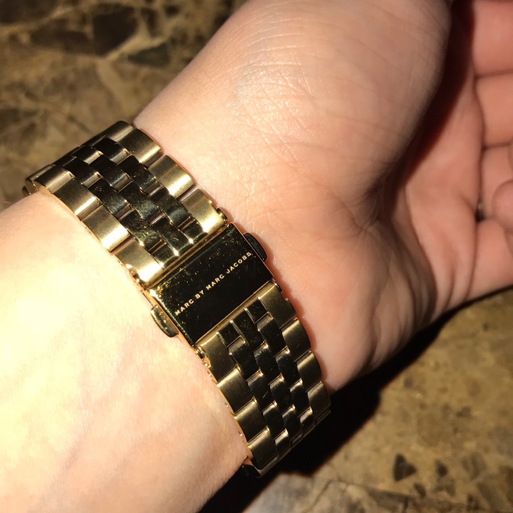 Gold Marc Jacob Watch - Picture 5 of 6